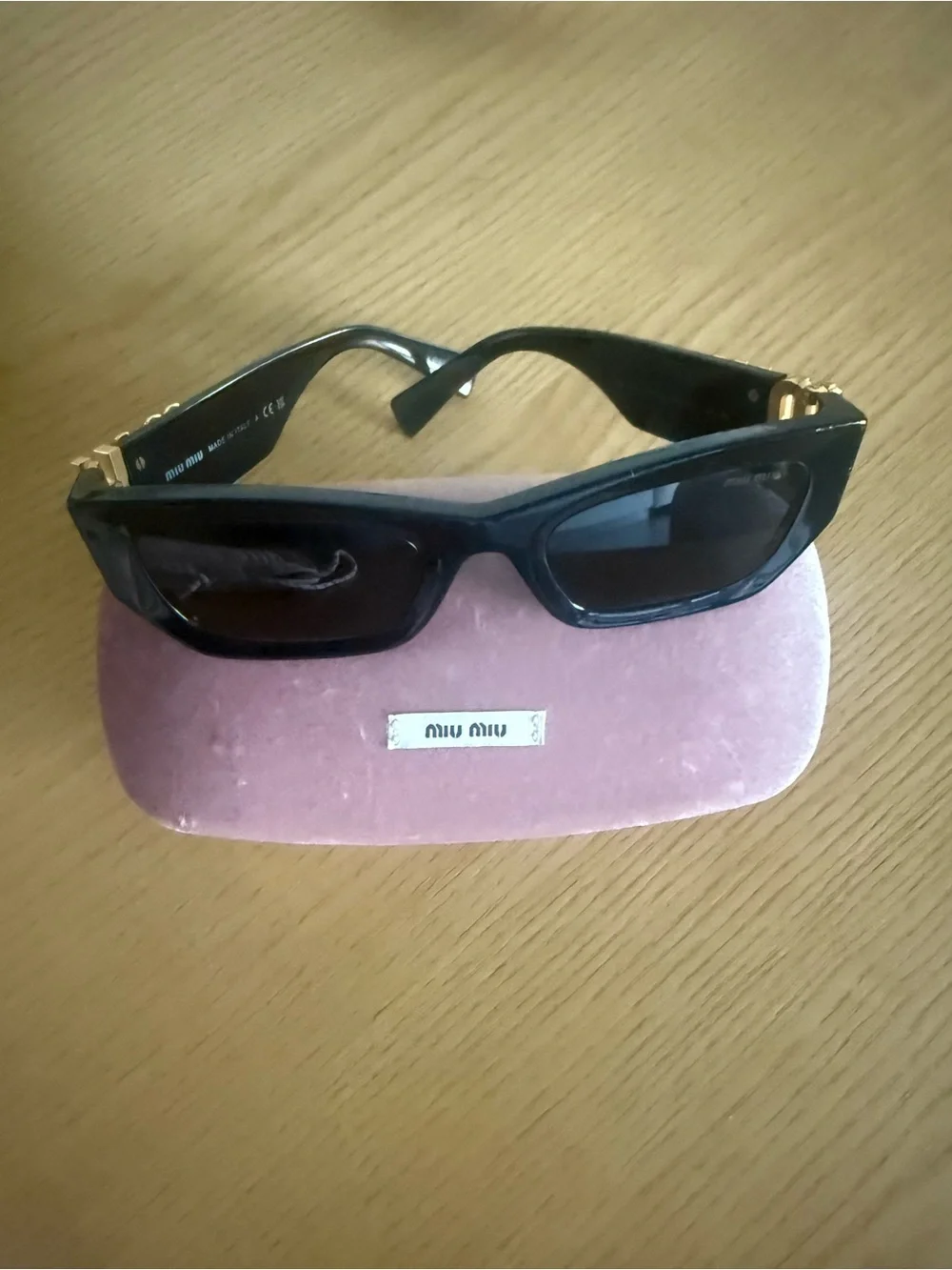 Miu Miu hardware featuring